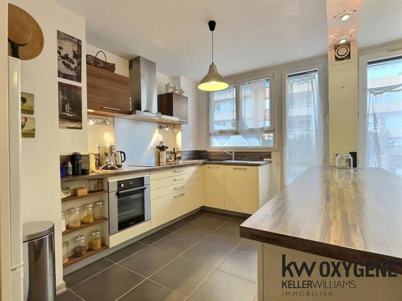 Appartement - 105 m² - 4 pièces