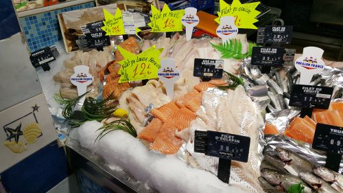 Intermarche vaux le penil