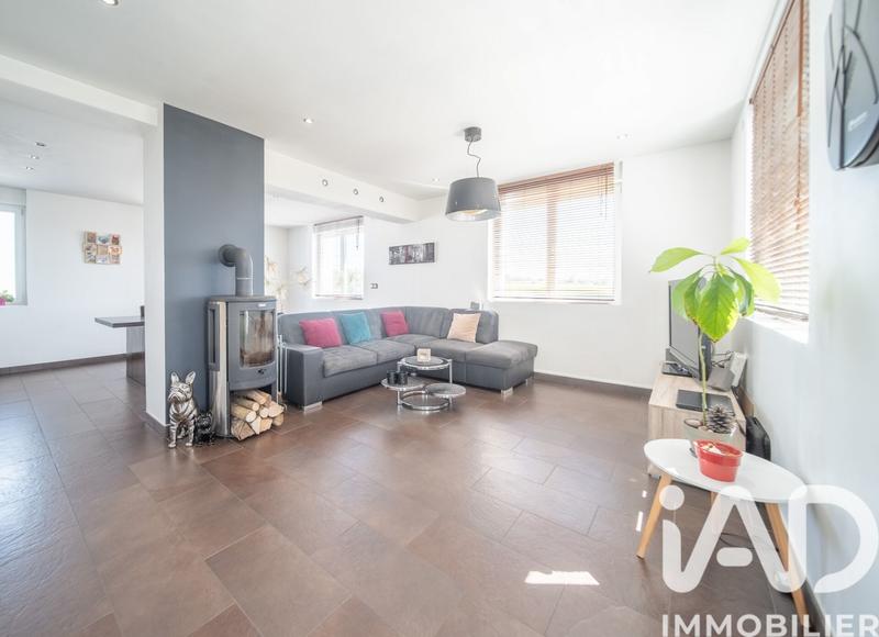 Maison - 104 m² - 5 pièces