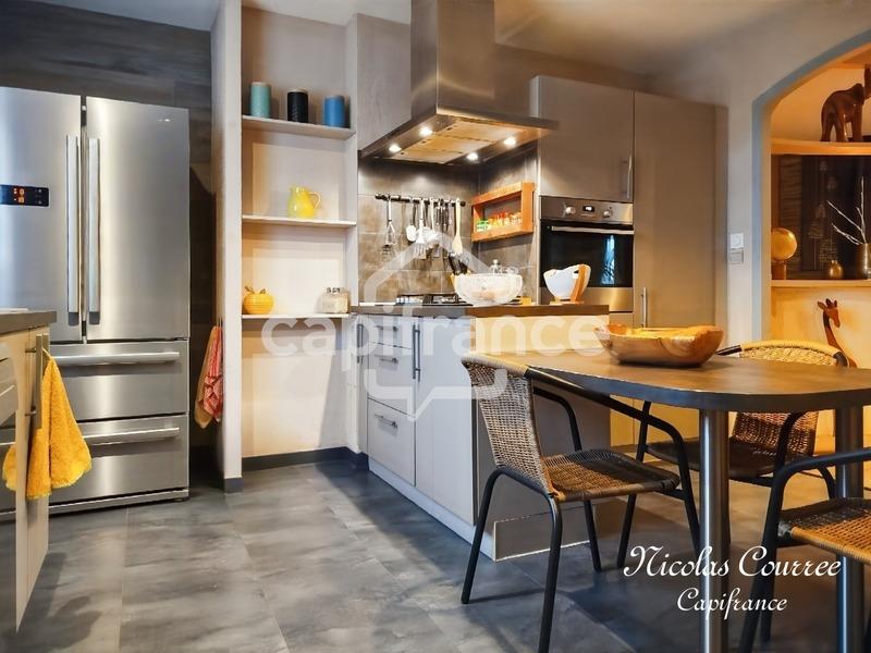 Maison - 140 m² - 6 pièces