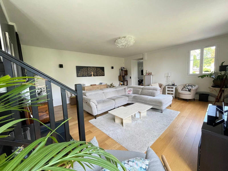 Maison - 164 m² - 7 pièces