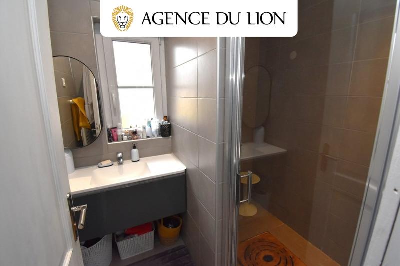 Maison - 97 m² - 6 pièces