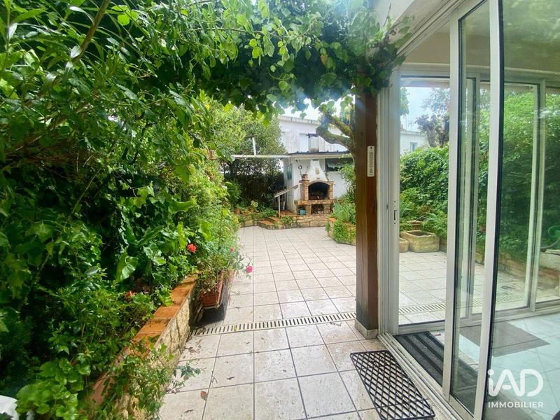 Maison - 104 m² - 4 pièces