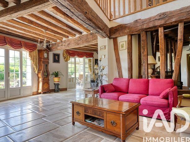 Maison - 290 m² - 8 pièces