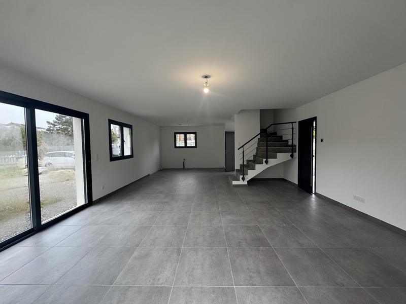 Maison - 113 m² - 5 pièces