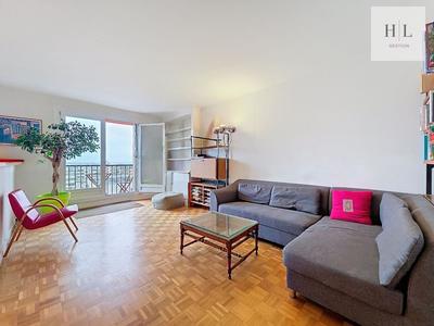 Appartement - 87 m² - 4 pièces