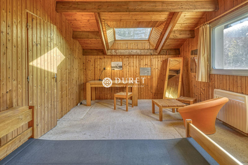 Maison contemporaine - 205 m² - 6 pièces