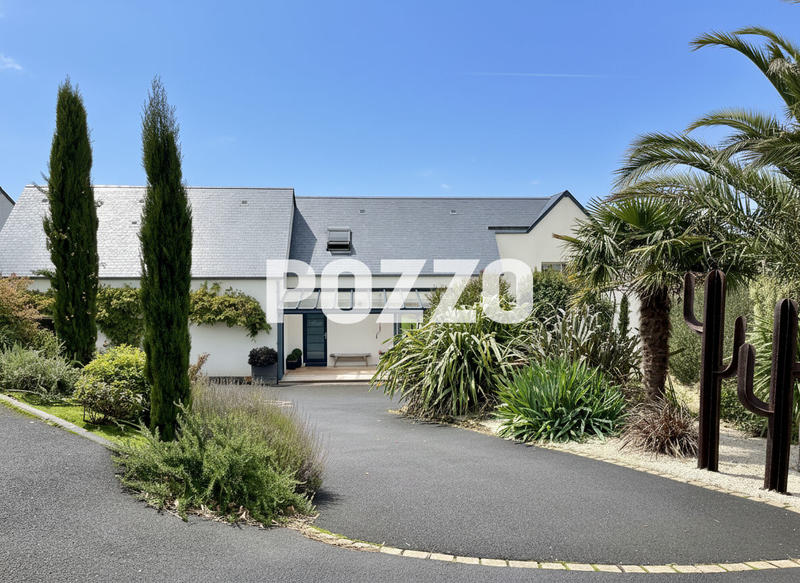 Maison - 186 m² - 6 pièces