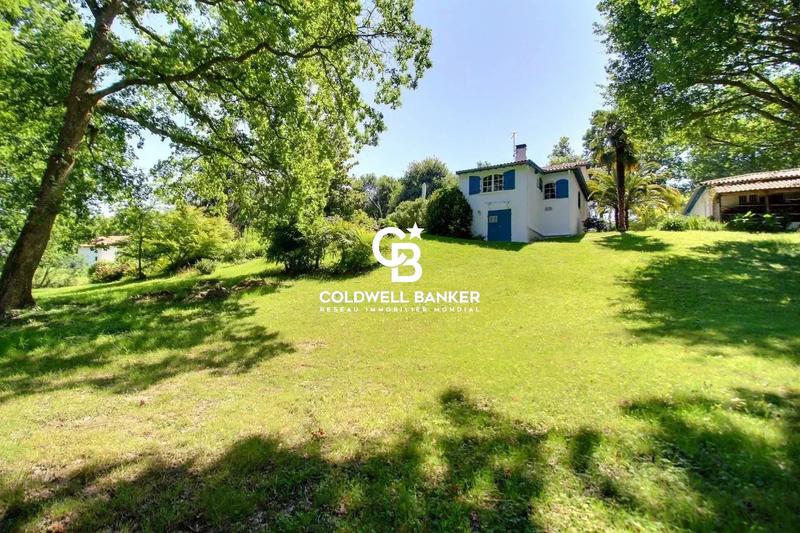 Maison - 200 m² - 6 pièces