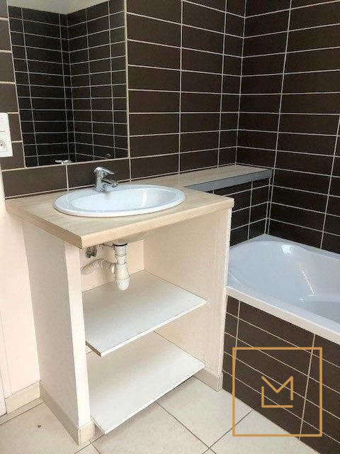 Maison - 92 m² - 5 pièces