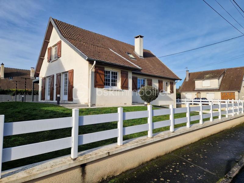 Maison - 145 m² - 6 pièces
