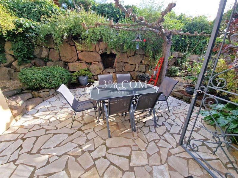 Villa - 196 m² - 6 pièces