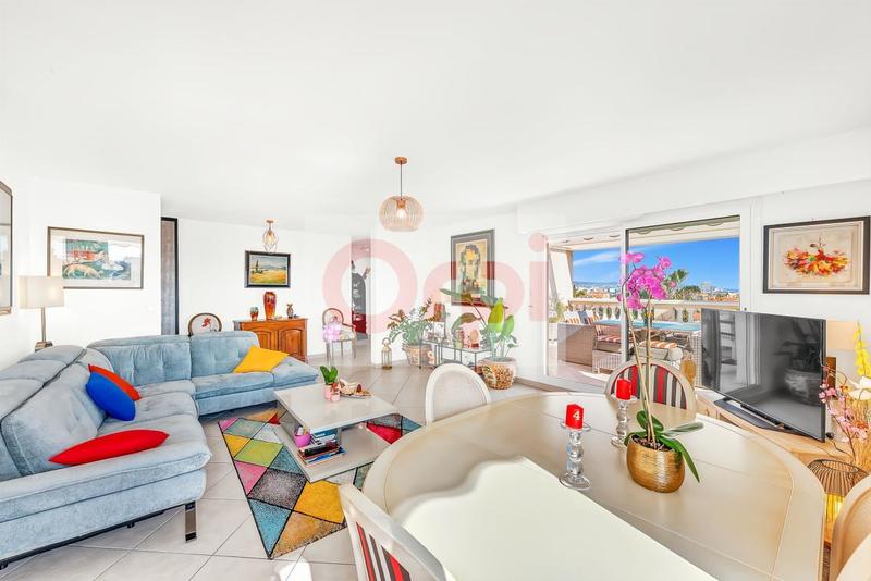 Penthouse - 98 m² - 4 pièces