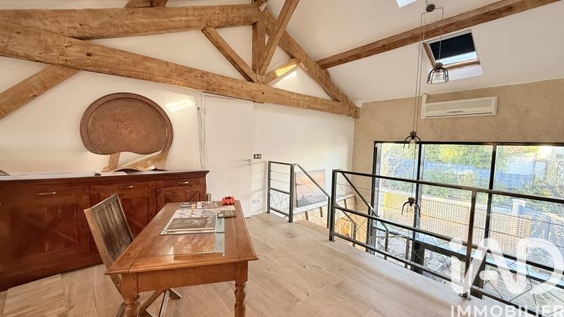 Maison - 215 m² - 6 pièces