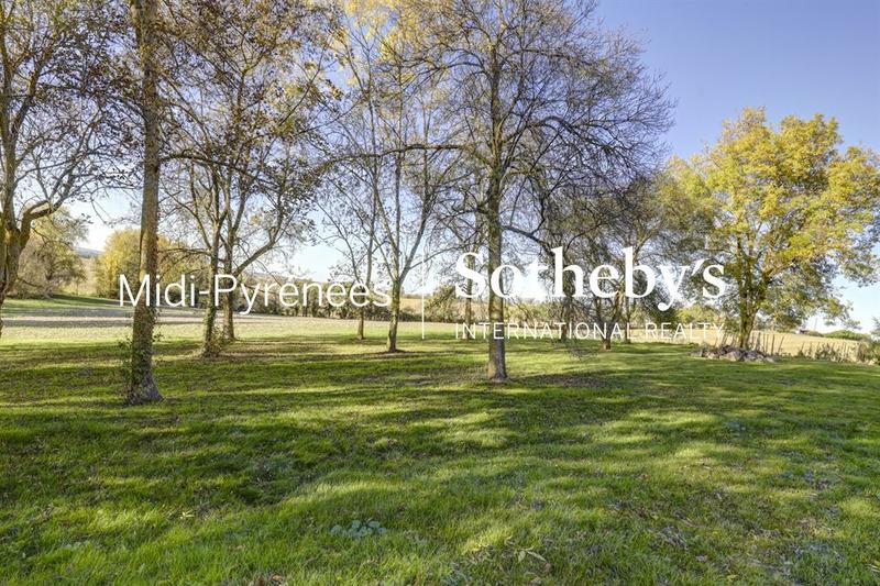 Maison - 296 m² - 7 pièces