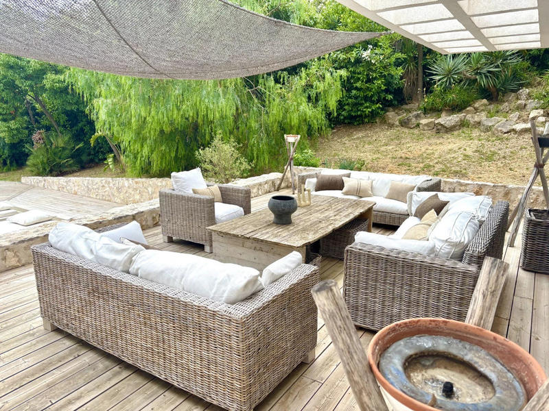 Villa - 260 m² - 6 pièces