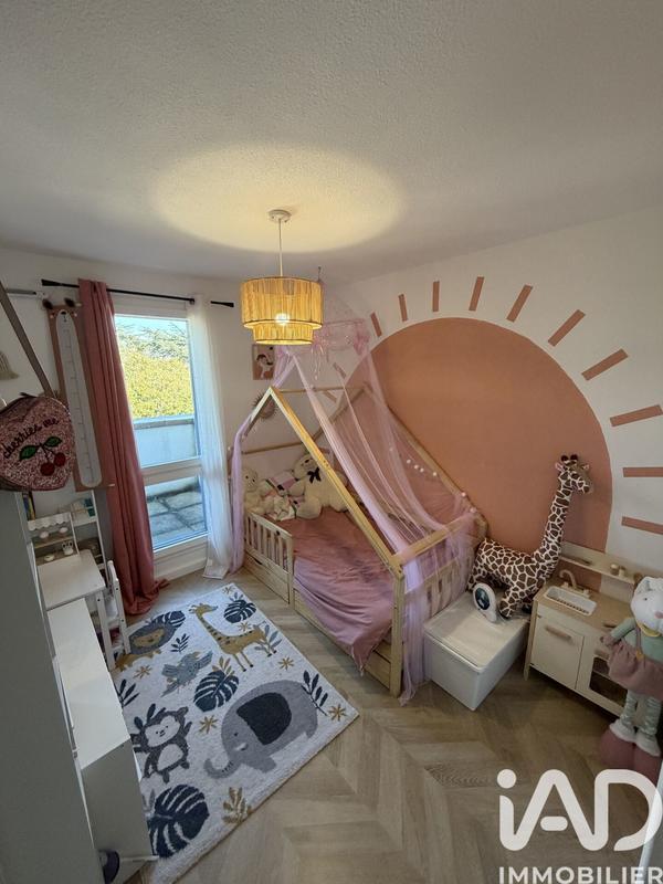 Appartement - 86 m² - 5 pièces