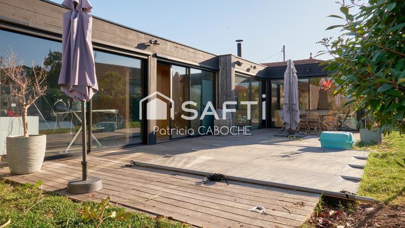 Maison - 160 m² - 5 pièces