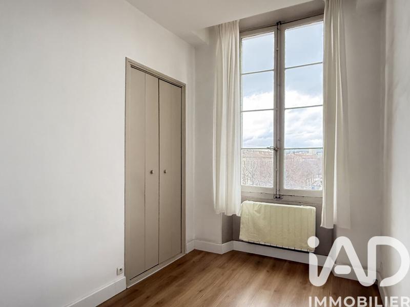 Appartement - 96 m² - 5 pièces
