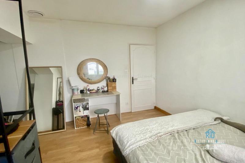 Maison traditionnelle - 171 m² - 7 pièces