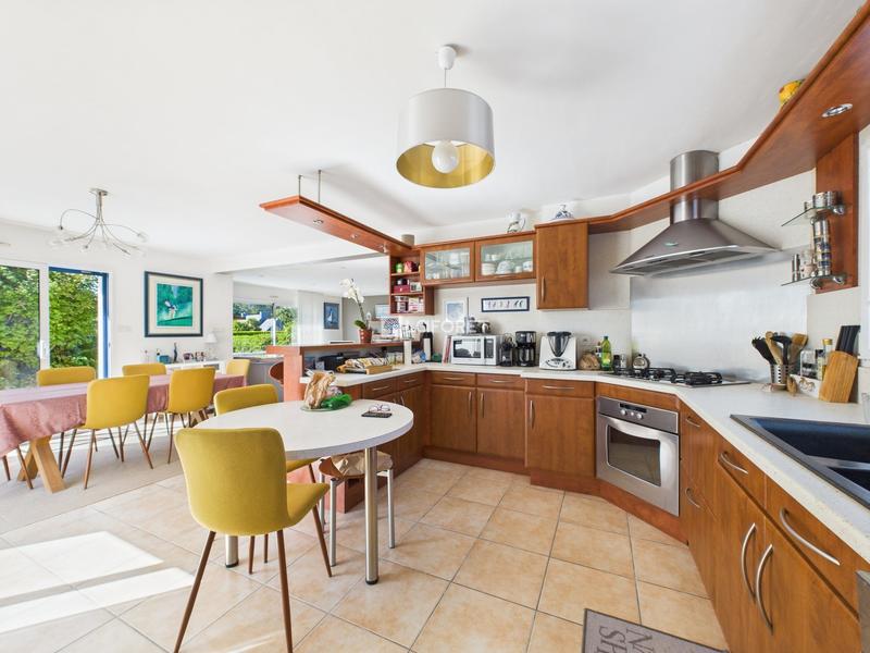 Maison contemporaine - 163 m² - 7 pièces