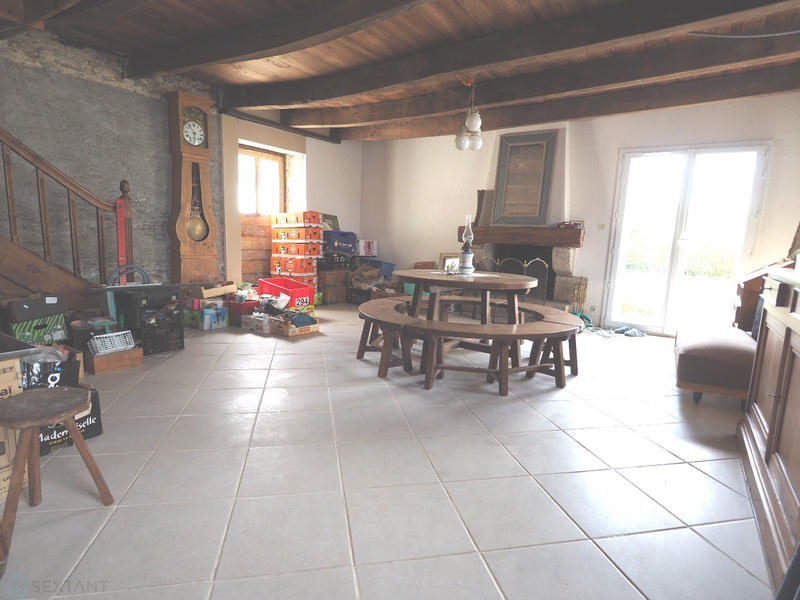 Maison - 248 m² - 8 pièces