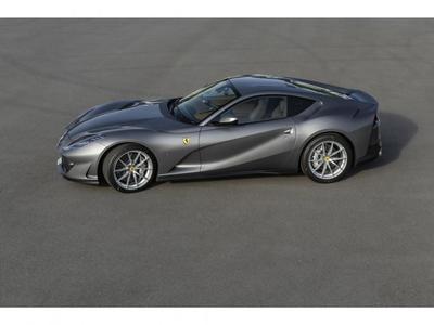 Ferrari 812 Superfast 6.5i V12 - Bvr