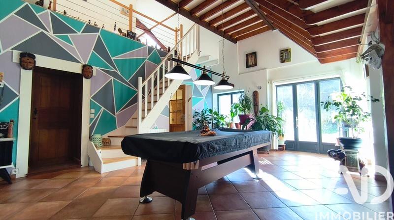 Maison - 170 m² - 5 pièces