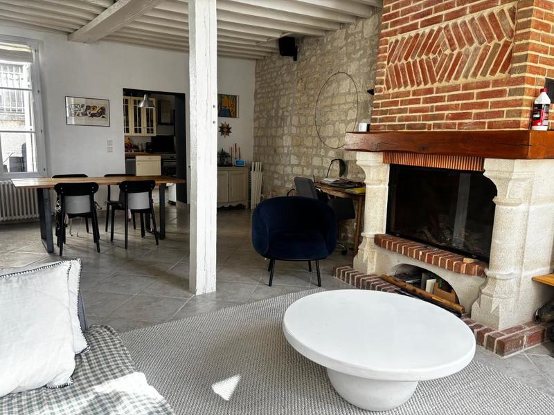 Maison - 121 m² - 5 pièces