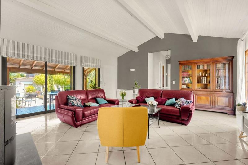 Maison - 144 m² - 5 pièces