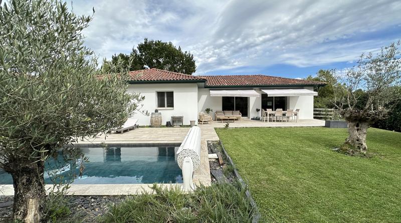 Villa - 114 m² - 4 pièces