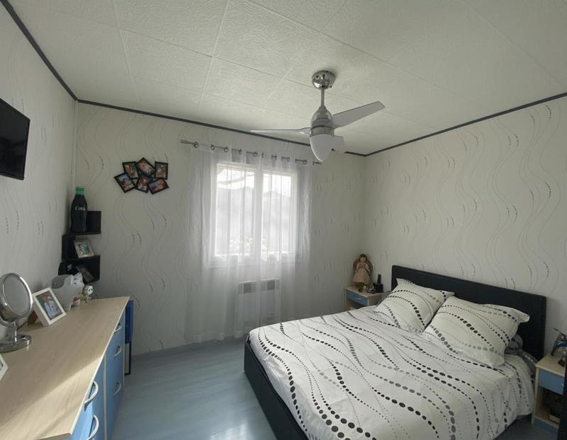 Pavillon - 100 m² - 5 pièces