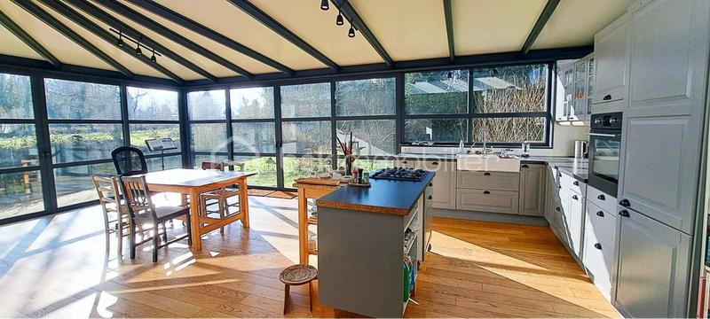 Maison - 105 m² - 5 pièces