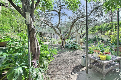 Maison - 209 m² - 6 pièces