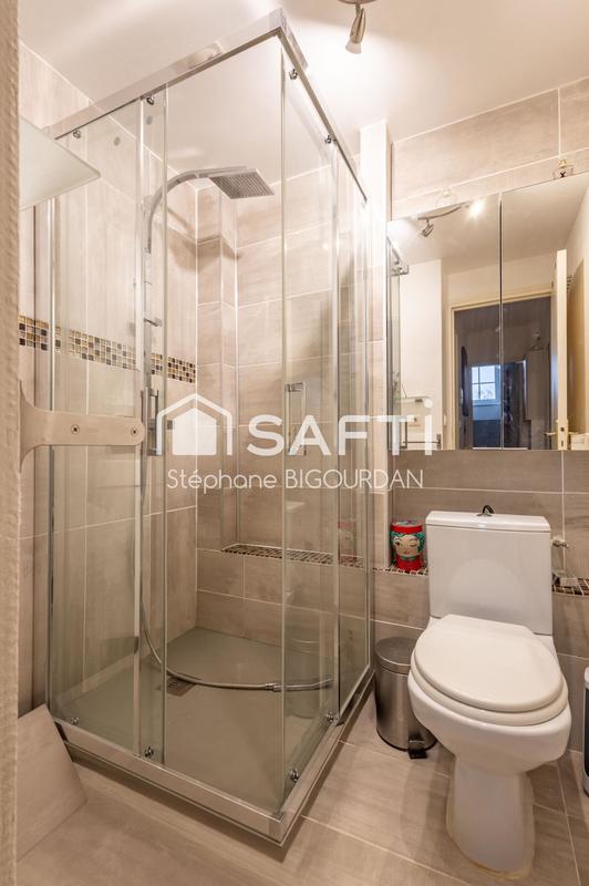 Appartement - 134 m² - 7 pièces