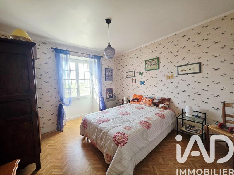 Maison - 121 m² - 7 pièces