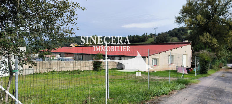 Maison - 450 m² - 20 pièces