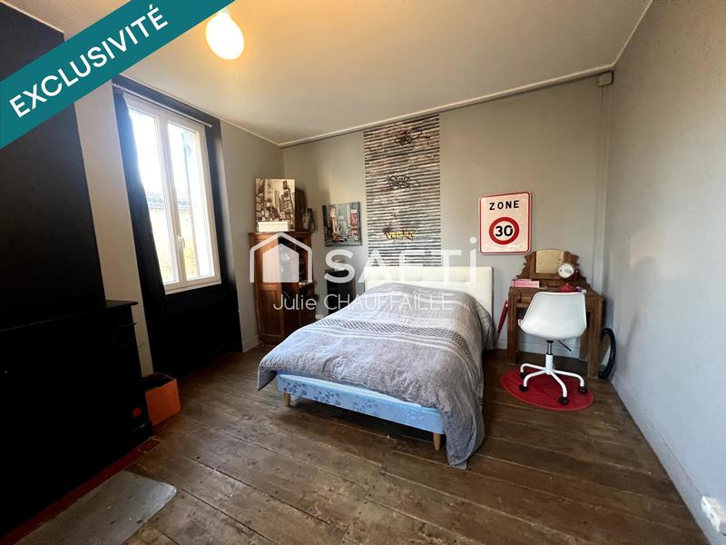 Maison - 196 m² - 7 pièces