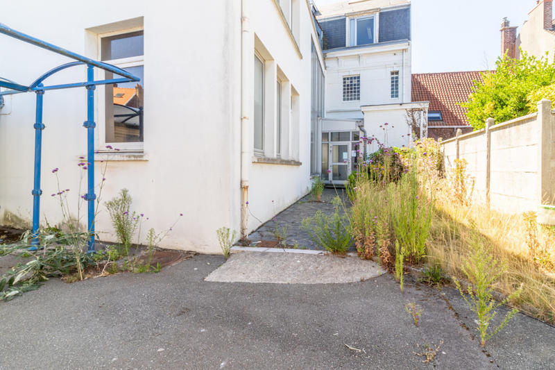 Immeuble - 2 619 m²