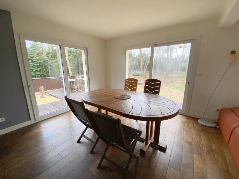 Maison - 260 m² - 8 pièces