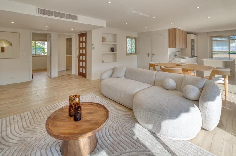 Appartement - 95 m² - 4 pièces