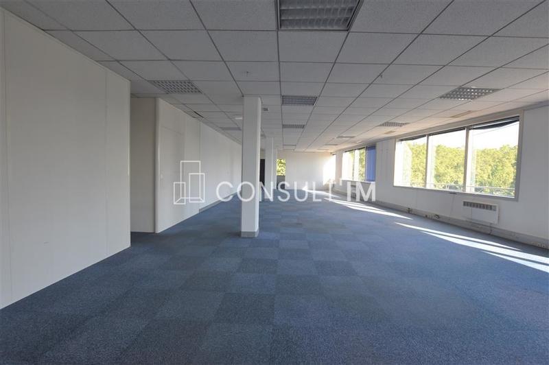 Bureau - 198 m²