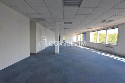 Bureau - 198 m²