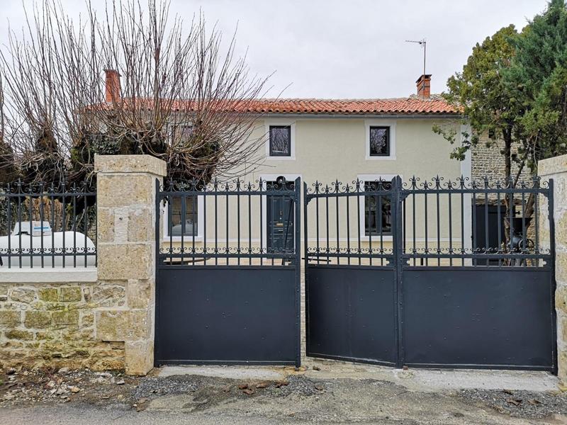 Maison - 175 m² - 6 pièces