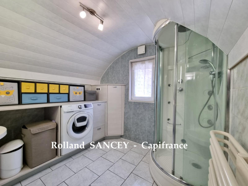 Maison - 104 m² - 5 pièces