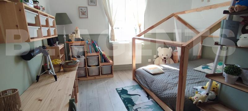 Maison - 186 m² - 6 pièces