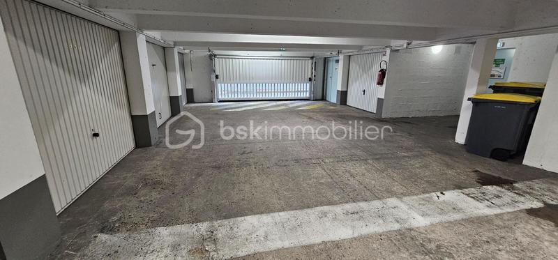 Appartement - 94 m² - 5 pièces