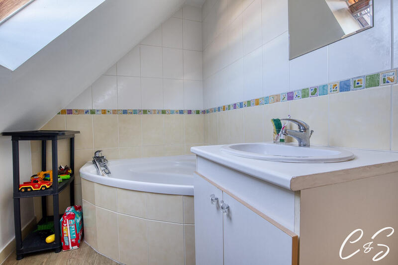 Appartement - 63 m² - 4 pièces