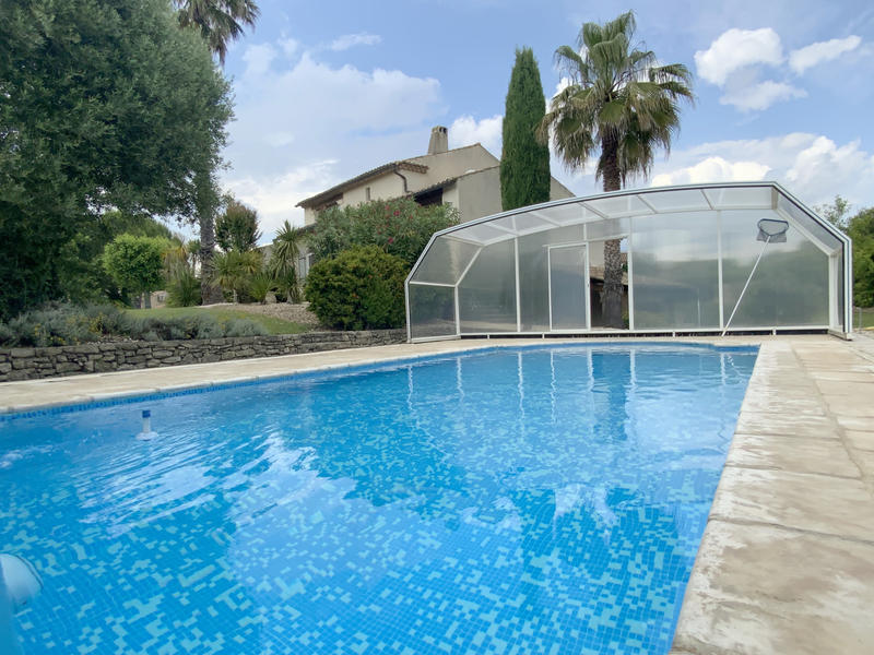 Maison - 273 m² - 6 pièces