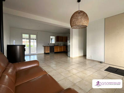 Maison - 88 m² - 4 pièces